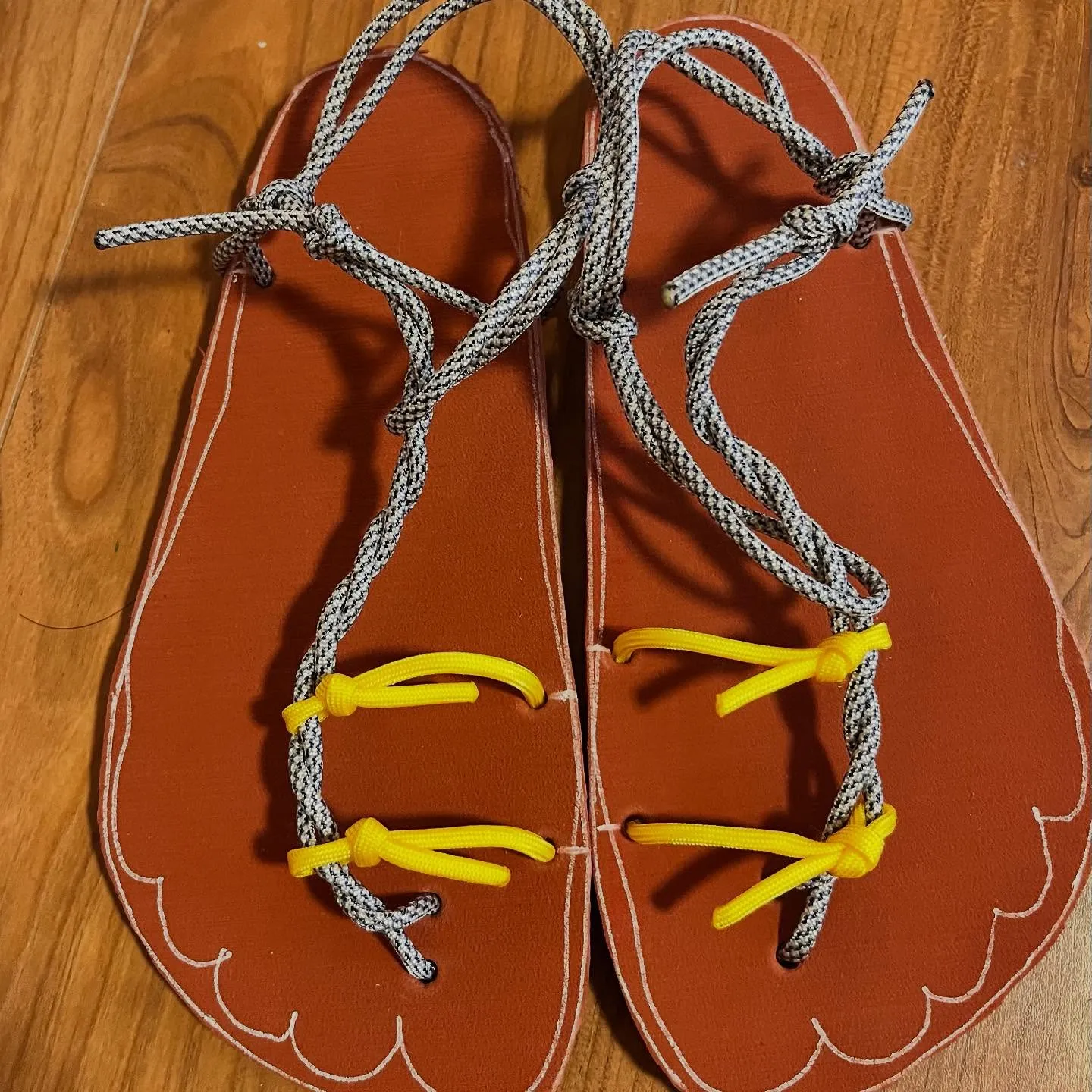 ✨足を育てる🦶🏻archサンダル✨